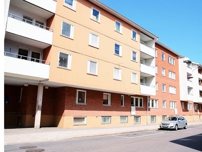 Hyr ett 3-rums lägenhet på 76 m² i Gävle