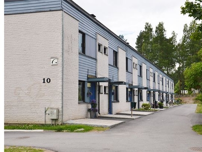 Hyr ett 3-rums lägenhet på 87 m² i Gävle