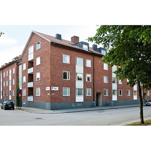 Hyr ett 2-rums lägenhet på 57 m² i Katrineholm