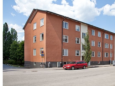 Hyr ett 2-rums lägenhet på 59 m² i Katrineholm