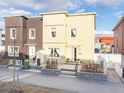 House - Vällstavägen Upplands Väsby