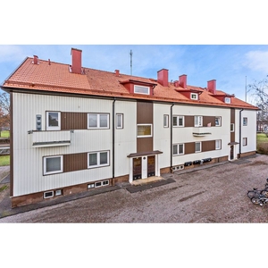 Hyr ett 3-rums lägenhet på 93 m² i Katrineholm