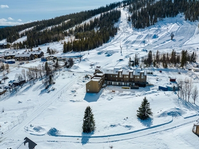 Ski-in/ ski-out vid vackra Funäsdalsberget