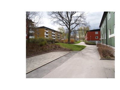 Hyr ett 3-rums lägenhet på 82 m² i Ulricehamn