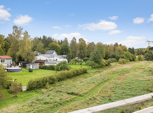 Villa till salu på Tömvägen 24 i Sigtuna - Mäklarhuset