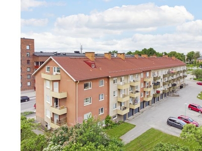 Hyr ett 2-rums lägenhet på 59 m² i Katrineholm