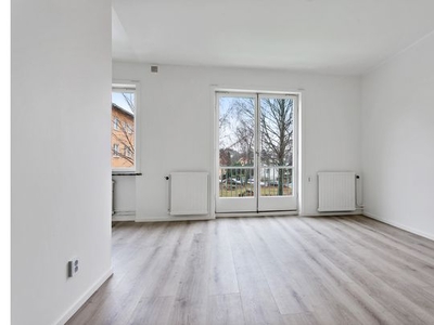 Hyr ett 3-rums lägenhet på 71 m² i Södertälje