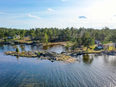 Villa till salu på Sörvik Elsemar 21 i Oskarshamn - Mäklarhuset