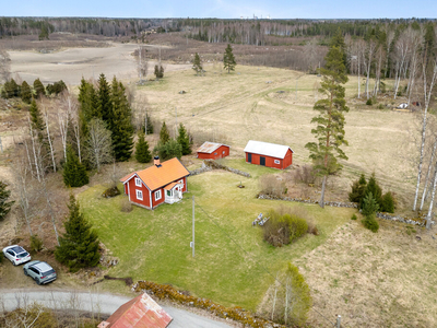 Villa till salu på Svedlunds väg 44 i Hallsberg - Mäklarhuset