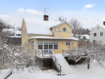 Friliggande villa - Sundbyberg Stockholm