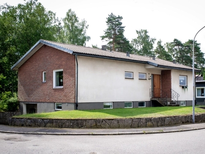 House - Rosmaringången Borås