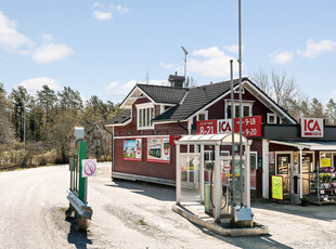 Tomt till salu på Utanå Gångborg 9 i Väddö - Mäklarhuset