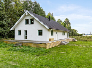 Villa till salu på Södra Vinön 725 i Odensbacken - Mäklarhuset