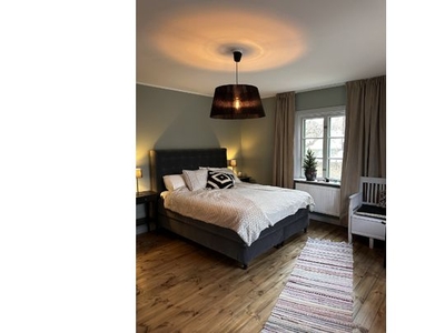 Hyr ett 1-rums hus på 38 m² i Stockholm