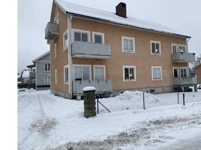 Hyr ett 3-rums lägenhet på 66 m² i Eksjö