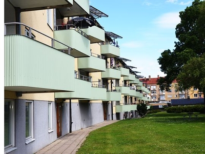 Hyr ett 4-rums lägenhet på 95 m² i Gävle