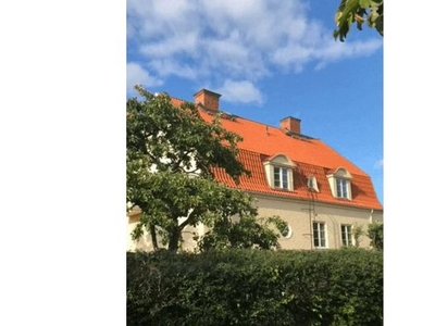 Hyr ett 5-rums hus på 140 m² i Uppsala