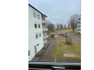 Hyr ett 2-rums lägenhet på 51 m² i Växjö