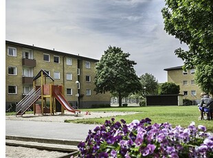 Hyr ett 2-rums lägenhet på 66 m² i Västra Frölunda