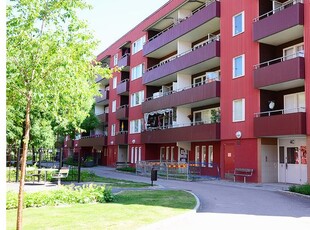 Hyr ett 3-rums lägenhet på 76 m² i Gävle