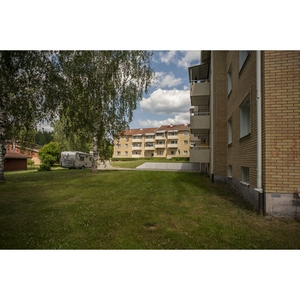 Hyr ett 1-rums lägenhet på 40 m² i Nykroppa