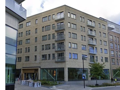 Hyr ett 3-rums lägenhet på 76 m² i Solna