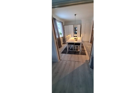 Hyr ett 4-rums lägenhet på 80 m² i Mönsterås