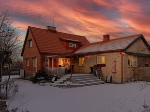 Södra Villagatan 9 Kolbäck 8 rok, 153 kvm, Kolbäck