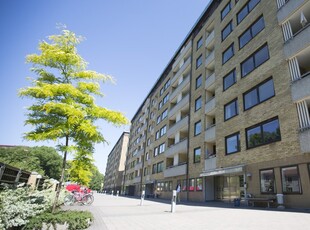 Norra Krokslättsgatan 8