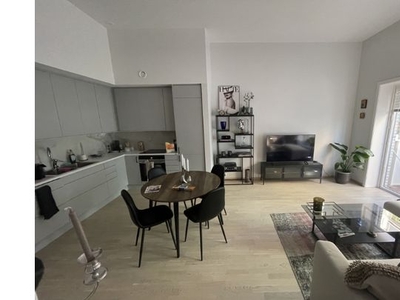 Hyr ett 2-rums lägenhet på 53 m² i Solna