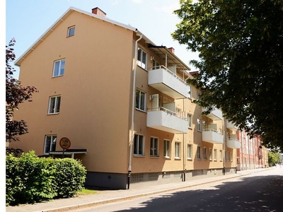 Hyr ett 2-rums lägenhet på 54 m² i Gävle