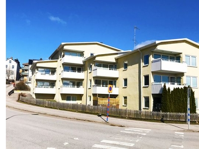 Hyr ett 3-rums lägenhet på 74 m² i Vimmerby