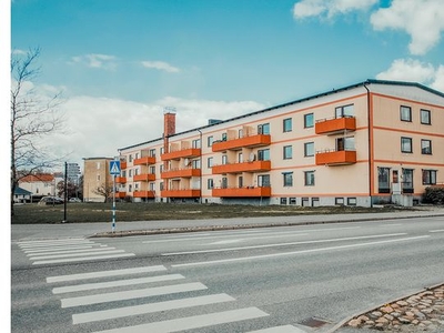 Hyr ett 3-rums lägenhet på 78 m² i Bromölla