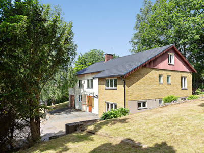 Villa till salu på Drabergsvägen 20 i Lindome - Mäklarhuset