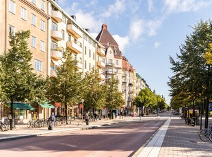 Lägenhet till salu på Bråvallagatan 14, 5 tr i Stockholm - Mäklarhuset