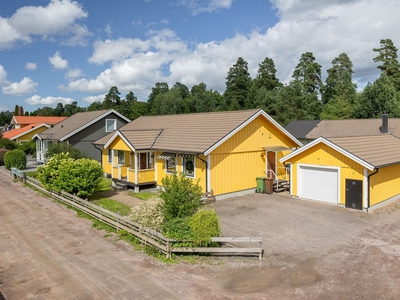 Friliggande villa - Skövde Västra Götaland