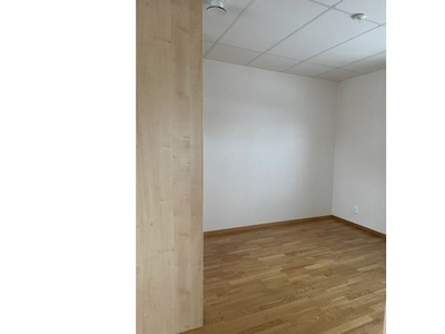 Hyr ett 2-rums lägenhet på 53 m² i Falköping