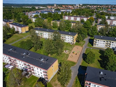 Hyr ett 2-rums lägenhet på 51 m² i Motala