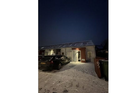 Hyr ett 5-rums hus på 165 m² i Botkyrka