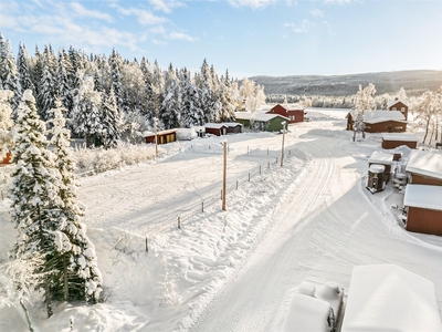 Gård till salu på Järpbyn 556 i Järpen - Mäklarhuset