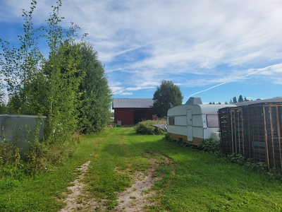 Gård till salu på Massarbäcks Handelsträdgård i Rättvik - Mäklarhuset