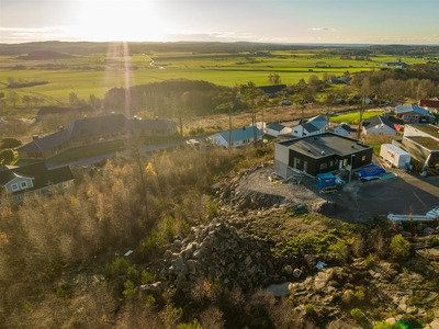 Tomt till salu på Brunekullevägen 30 i Falkenberg - Mäklarhuset