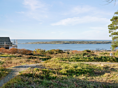 Tomt till salu på Kvarndammsvägen 13 i Bua - Mäklarhuset