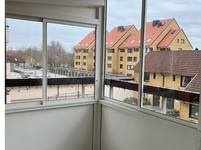 Hyr ett 1-rums lägenhet på 78 m² i Husensjö