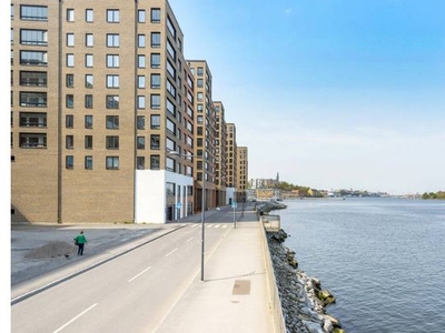 Hyr ett 2-rums lägenhet på 45 m² i Nacka