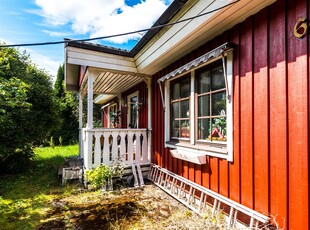 Villa till salu på Blåmesvägen 6 i Hagfors - Mäklarhuset