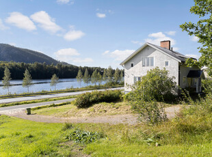 Villa till salu på Gevåg 145 i Hammarstrand - Mäklarhuset