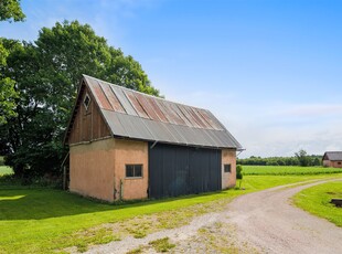 Villa till salu på Göteve Brogården 4 i Falköping - Mäklarhuset