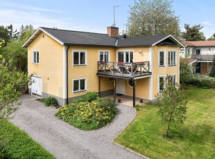 House - Urbergsvägen Huddinge