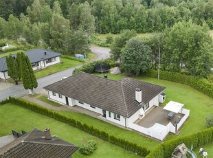 Villa till salu på Tärnö-Ö 5 i Västerås - Mäklarhuset